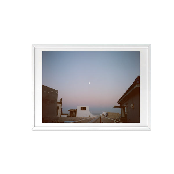 luka: Moon in twilight